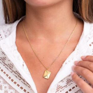 Ketting met envelop GOUD