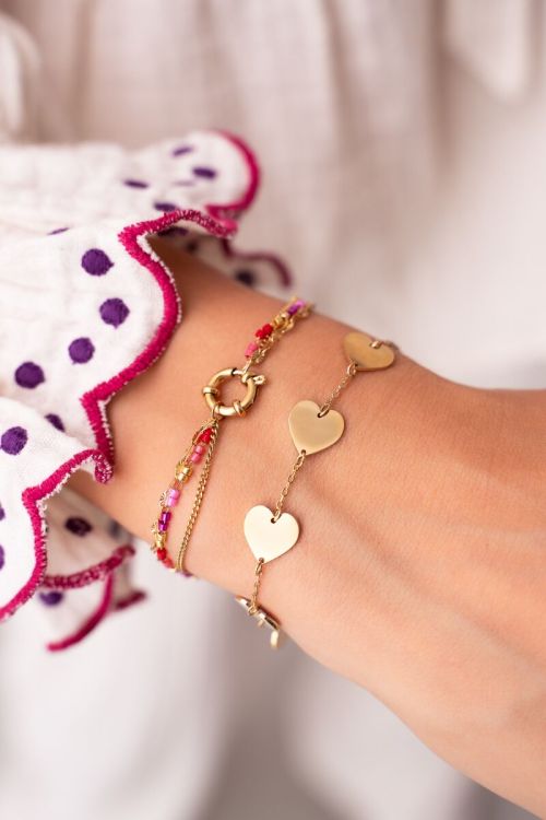 Armband met 5 hartjes GOUD