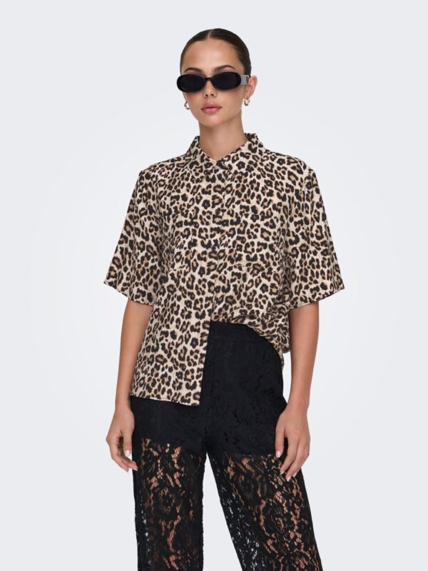 JDYHolly S/S shirt pumice stone/leo