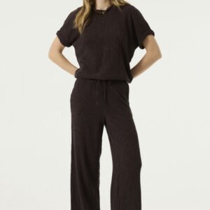 Broek hazel bloom