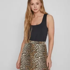 ViKenza u-neck tank top rev Black